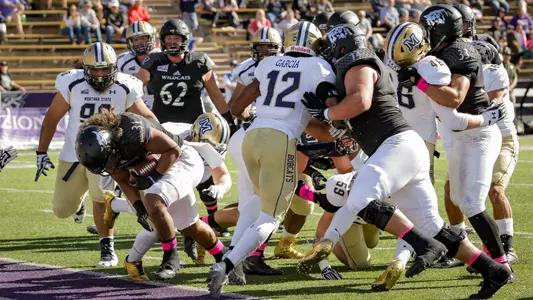 Wildcats roll past Bobcats for fourth straight win