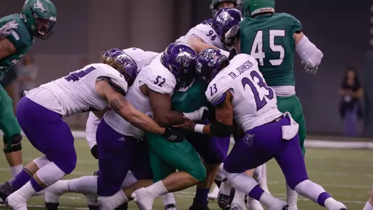 Wildcats fall 27-19 at No. 17 North Dakota
