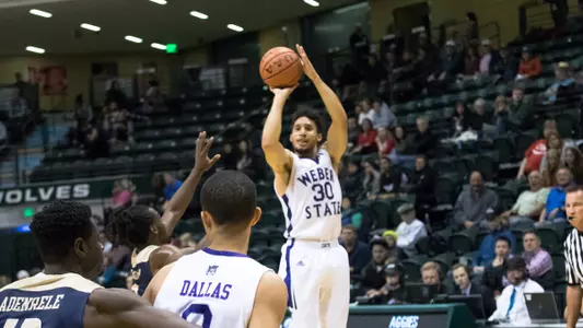 Wildcats roll to win over UC Davis in Alaska