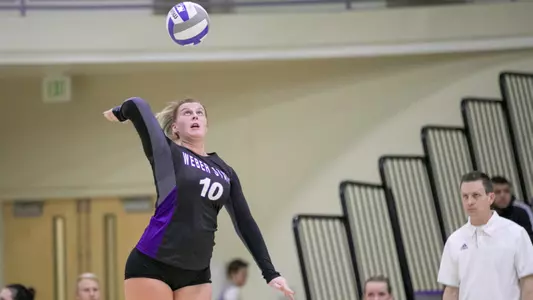 WSU falls to Northern Arizona in three sets