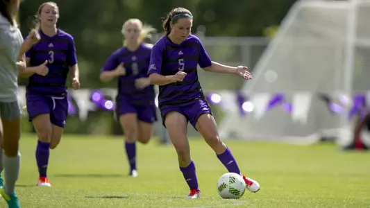 Early offense lifts Wildcats past Aggies
