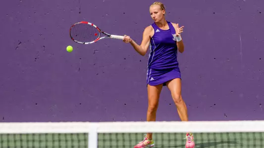 'Cats pick up 5-2 win over EWU in final home match