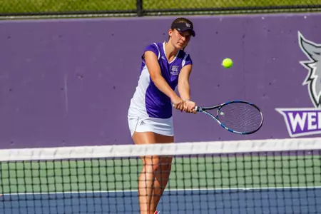 Wildcats pick up 6-1 win over Montana