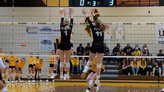 Rylin Roberts and Hannah DeYoung