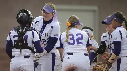 WSU Softball Team Shot