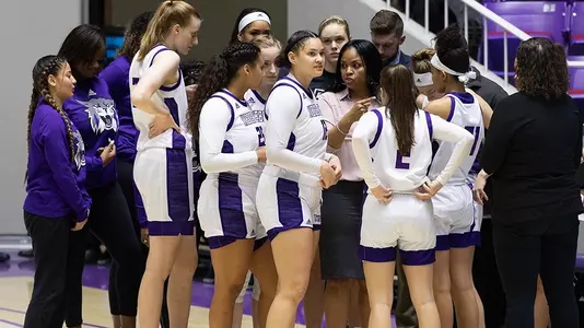 WBB Team huddle