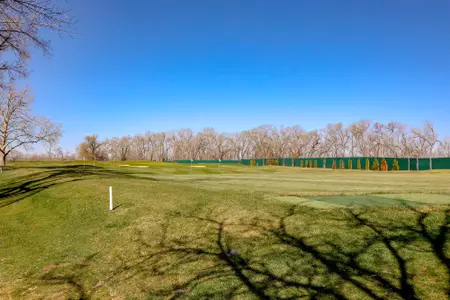 Golf Short Game Practice Facility