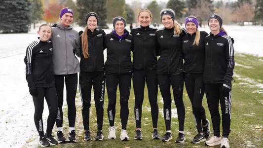 2023 Women's Cross Country team