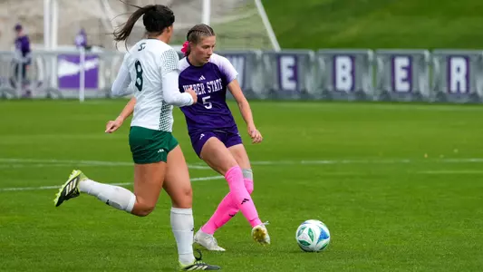 Lily Blum in a match against Sacramento State in 2025