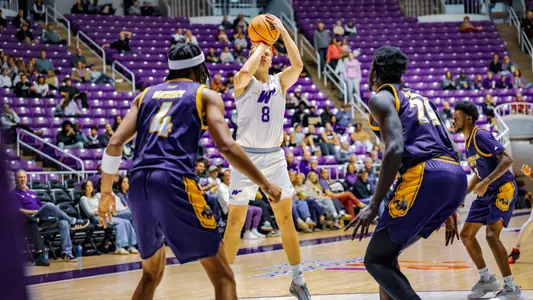 Viljami Vartiainen 2025 vs. Kansas City