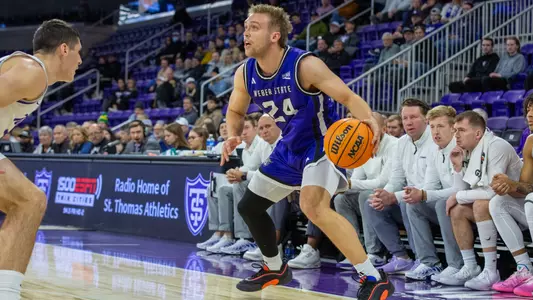 Jace Whiting at St. Thomas 2025