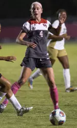 No. 4 Andrea Larsen scores golden goal in 1-0 win over FIU