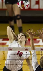 Sophomore Sydney Engle