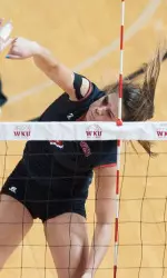 Sophomore Alyssa Cavanaugh