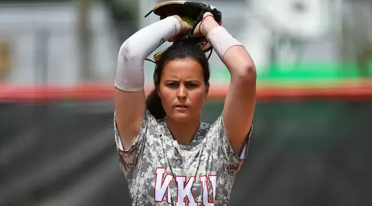 Kathryn Downing pitching