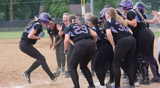 Abbie Heischman softball