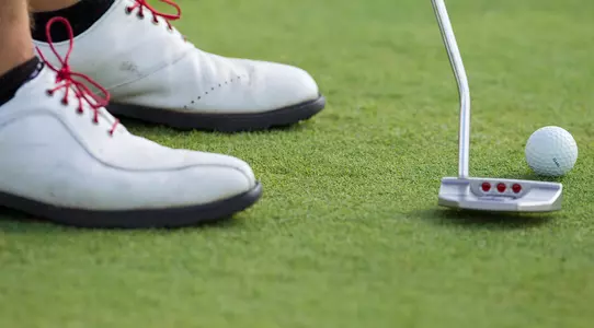 WKU men's golf - shoes/putting