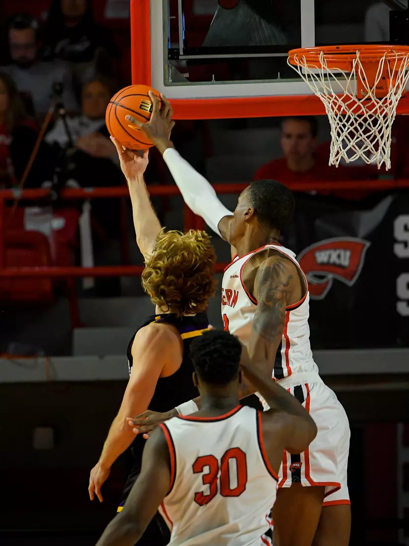 Center Jamarion Sharp (33) of the WKU Hilltoppers at E.A. Diddle Arena on November 2, 2022 in Bowling Green, KY. Photo by Steve Roberts/WKU Athletics