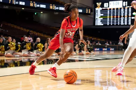 Guard Karris Allen (32) of the WKU Hilltoppers at Memorial Gym on November 15, 2023 in Nashville, TN. Photo by Steve Roberts/WKU Athletics