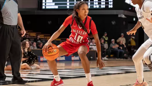 Acacia Hayes vs. Vandy