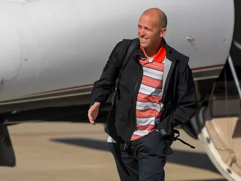 WKU Hilltoppers new head coach Steve Lutz arrives at Bowling Green Regional Airport on March 18, 2023 in Bowling Green, KY. (Photo by Steve Roberts/WKU Athletics)