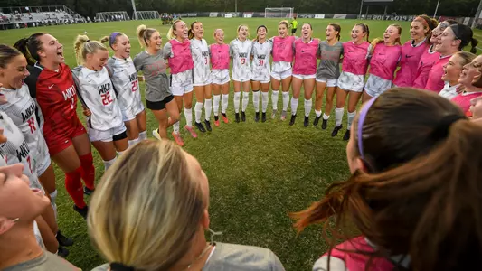 Soccer Huddle vs. Siena
