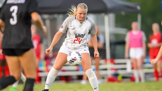 Forward Kayla Meyer (24) | Photo by Steve Roberts
