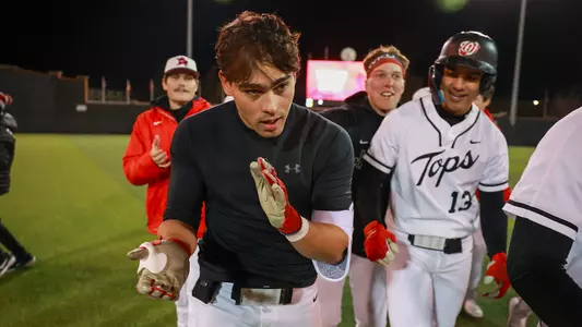 Carlos Vasquez Walk-Off