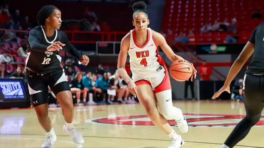 Forward Caleigh-Rose West(4) | Photo by Savannah Philpot