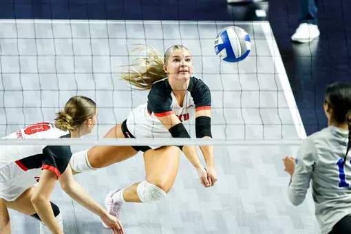 Defensive specialist Tayler Baron (2) | Photo by Savannah Philpot