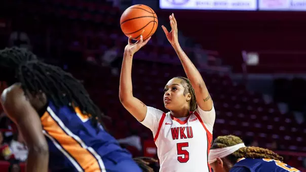 Forward Mya Pratcher (5) | Photo by Savannah Philpot