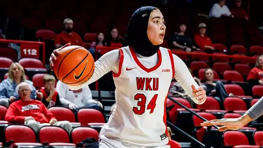 Guard Salma Khedr (34) | Photo by Savannah Philpot