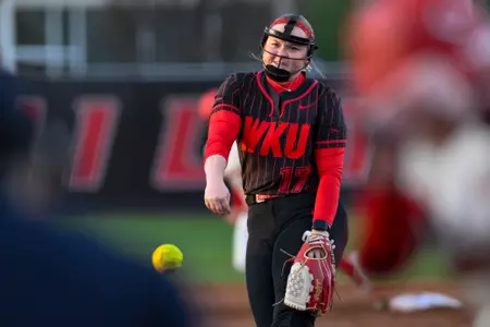 Pitcher Rylan Smith (17) | Photo by Steve Roberts