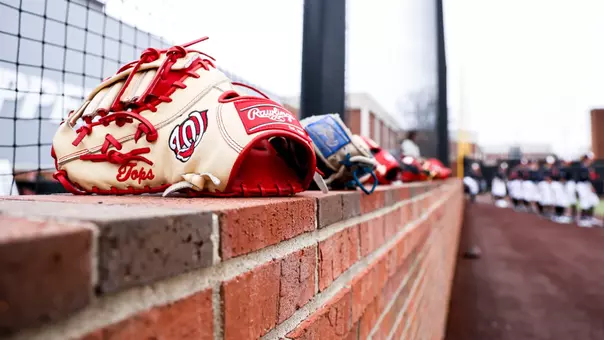 WKU BASE: Glove 2026