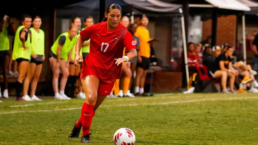 Midfielder Rylee Finol (17) | Photo by Savannah Philpot
