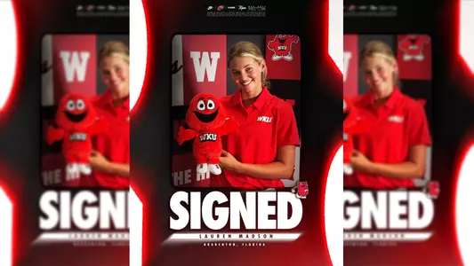 Lauren Madson signing