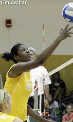 Volleyball's Shaunda Sandifer Named SAAC Athlete of the Month