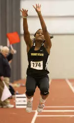 Track Finishes Second at Early Bird Relays