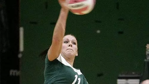 Volleyball Sweeps Youngstown State