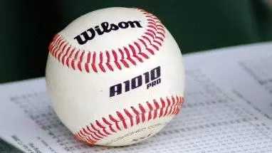 Two Raiders Honored by Great Lakes League