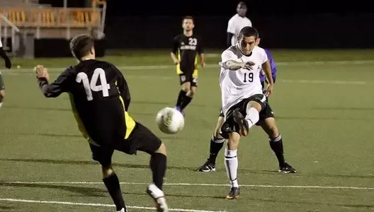 Men's Soccer Drops 2-1 Decision at Duke