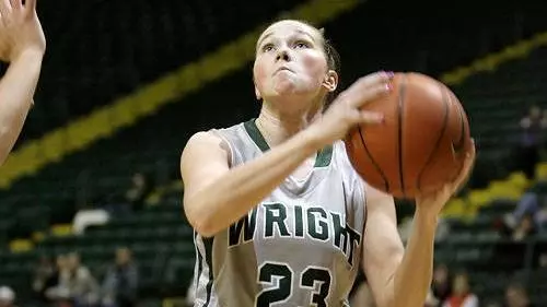 Women Score 100, Hit 15 Threes