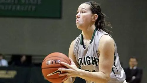Women Pull Away for 80-70 Win Over UIC