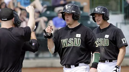 Baseball Falls to Valparaiso in Series Finale