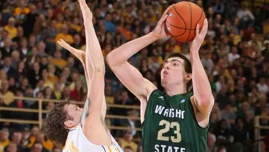 Five in Double Figures as Men Win Over Western Carolina