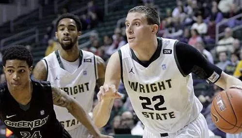 Men Defeat Alcorn State 73-55