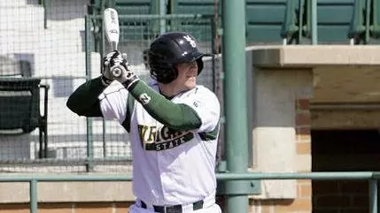 Baseball Splits With Valparaiso
