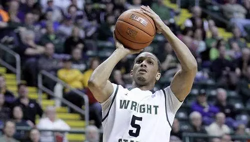 Dixon Shot Part of 25 Best Buzzer Beaters