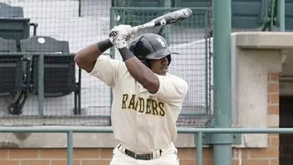 Baseball Falls to Cincinnati