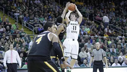 Five in Double Figures as Men Win at Charleston Southern